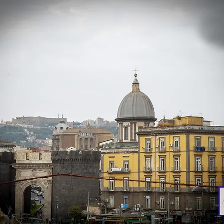 Il Regno Di Portacapuana Nápoles
